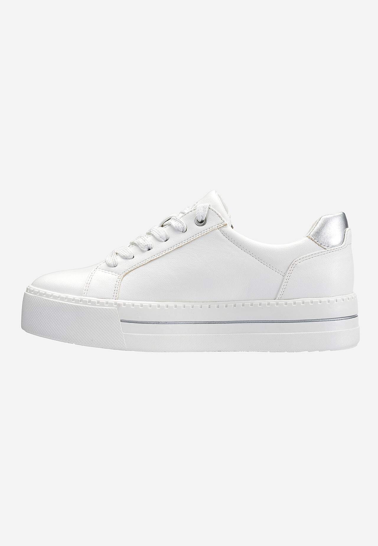 Sneaker med silverfärgade detaljer