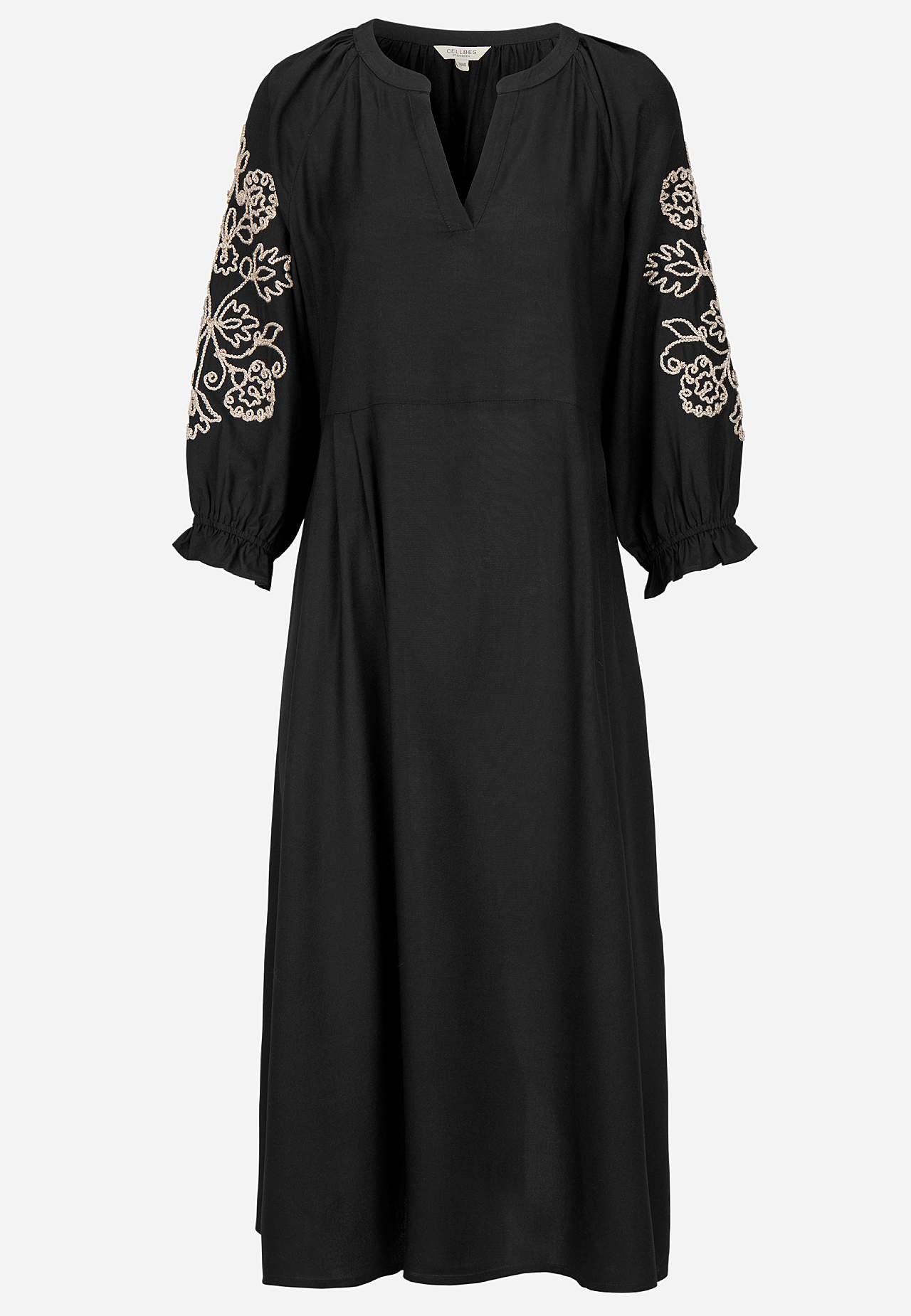 Klänning med brodyr