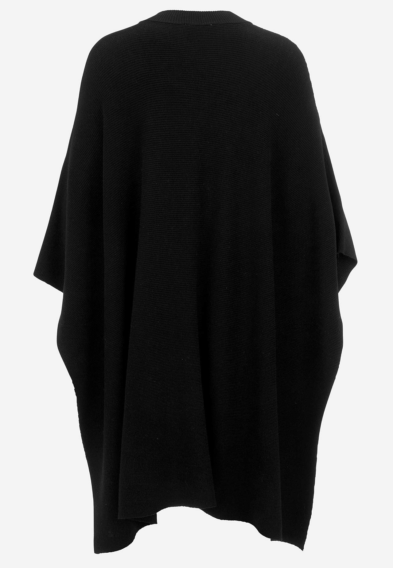 Finstickad poncho