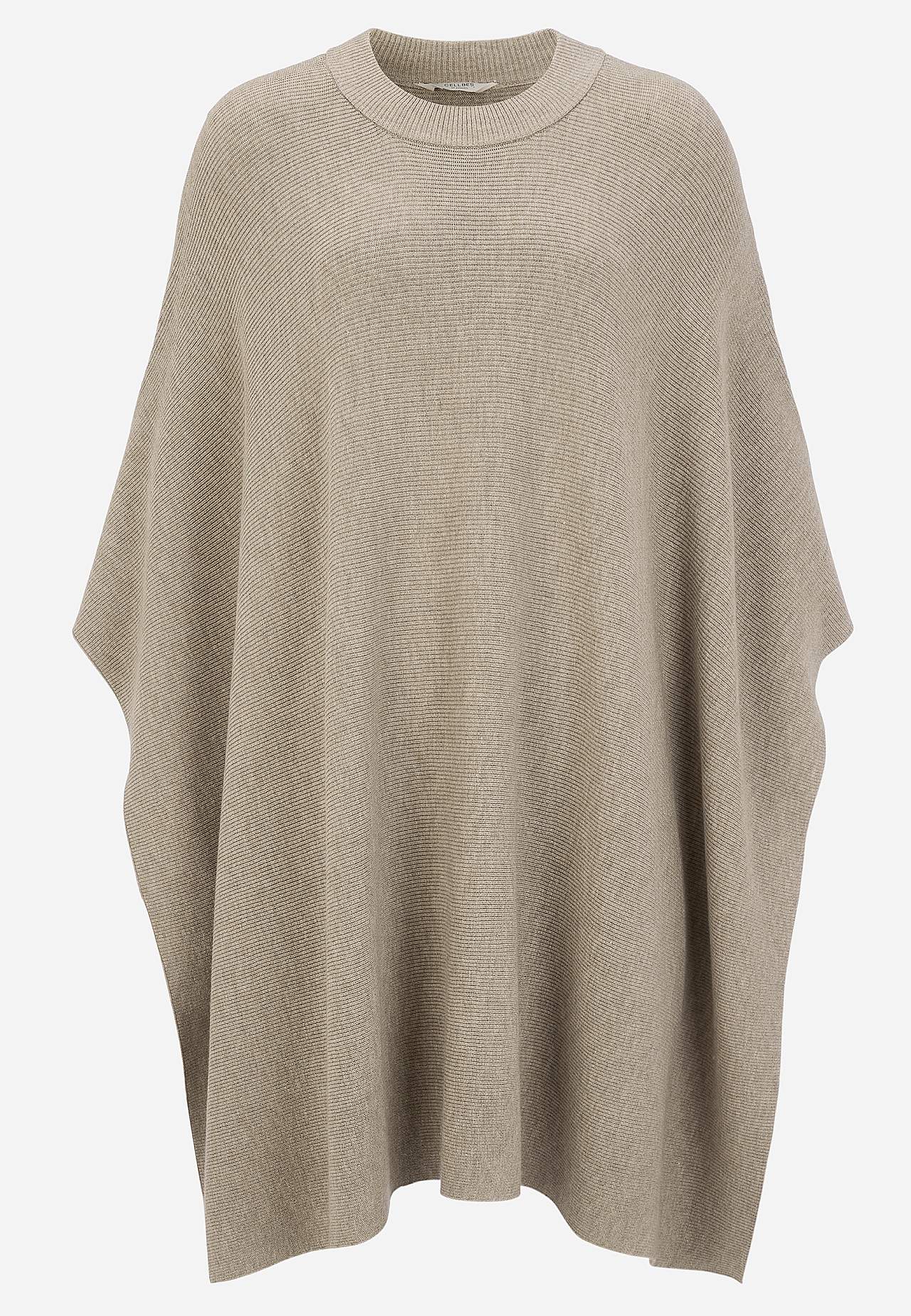 Finstickad poncho