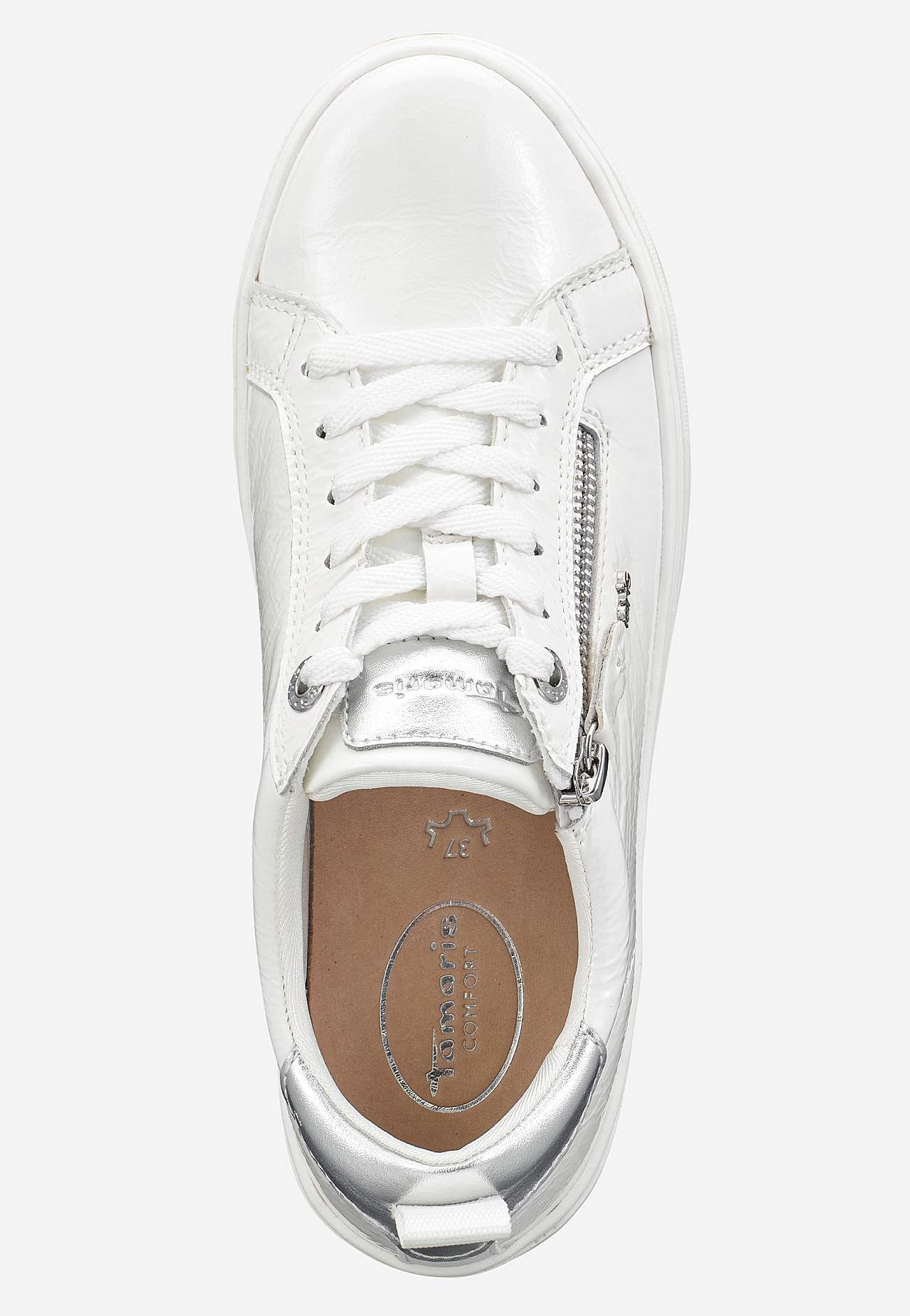 Sneaker i lackat skinn