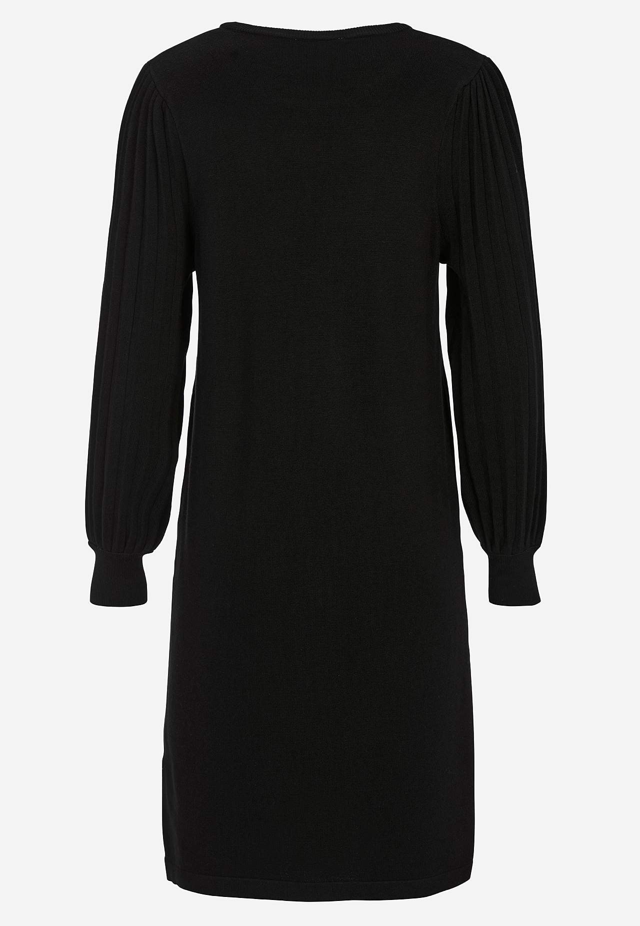 Finstickad klänning med plisserade ärmar