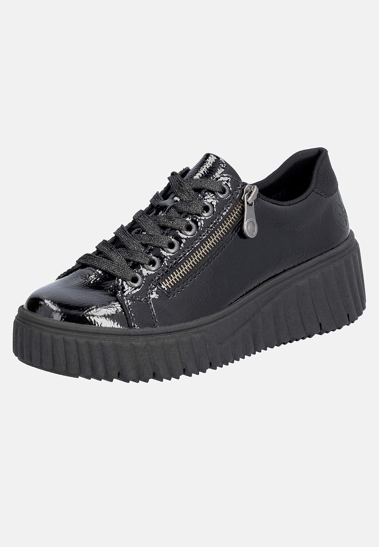 Lackad sneaker i skinn