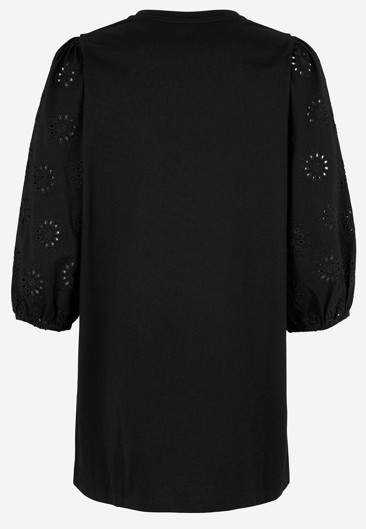 Trikåtunika med broderade ärmar